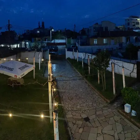 Hébergement de vacances Kurti *