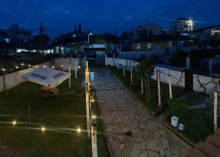 Hébergement de vacances Kurti *